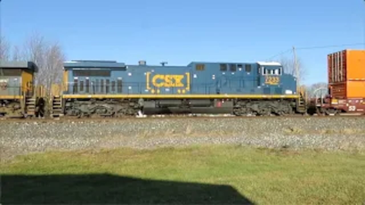 CSX Q331 Autorack/Manifest Mixed Freight Train from Sterling, Ohio November 28, 2020