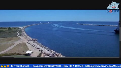 Live, Enjoying The Water Views In South Australia. 24/09/2023.