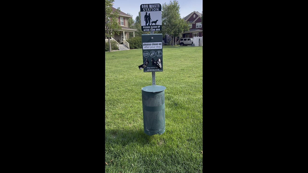 Dog waste station