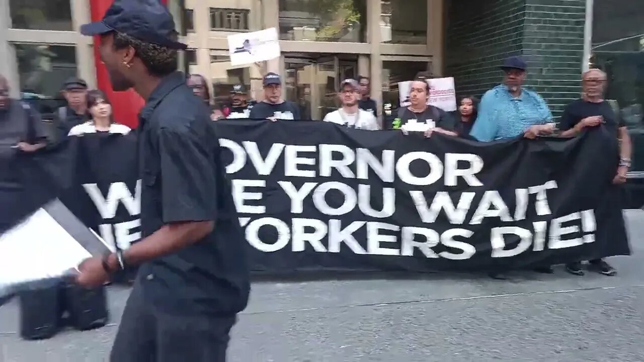 Rally mourning @GovKathyHochul Inaction on the Overdose Crisis Infront of Hochul NYC office 7/11/23