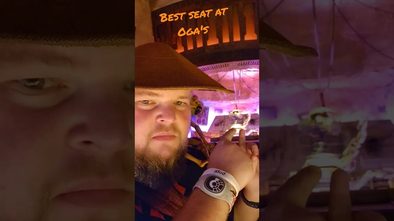 Nice Getting The Best Seat At Oga's | Make Sure You Pay Your Respect To DJ R3X