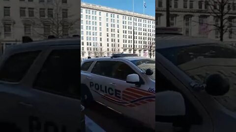 3/16/22 Nancy Drew in DC-Video 2-WH Area-Something Happening at the Treasury- Police All Over