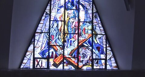 Holy week brings return for some to Las Vegas religious services