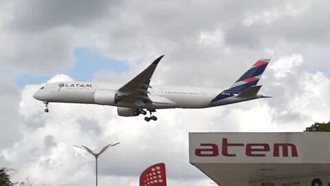 Airbus A350 PR-XTD na final antes de pousar em Manaus vindo de Guarulhos