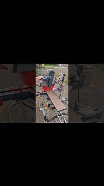 Joe Rogan's Advice for Woodworkers #shorts #short #shortsvideo #shortvideo #woodworking #joerogan