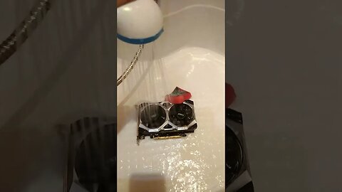 Одним словом: Хозяина зовут Денис ))) Это ему видео-отчёт чистки ПК 🛠🚿 GeForce GTX 1650 @NVIDIA