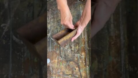 Creative Rusty Loaf Pan Upcycle / Trash to Treasure