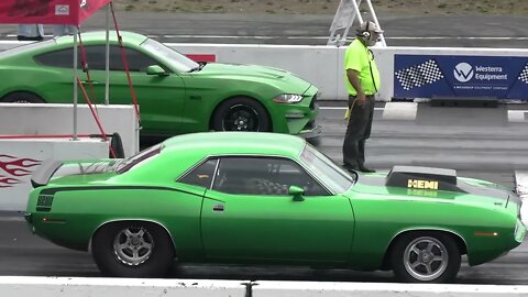 Old vs New School - drag racing-5