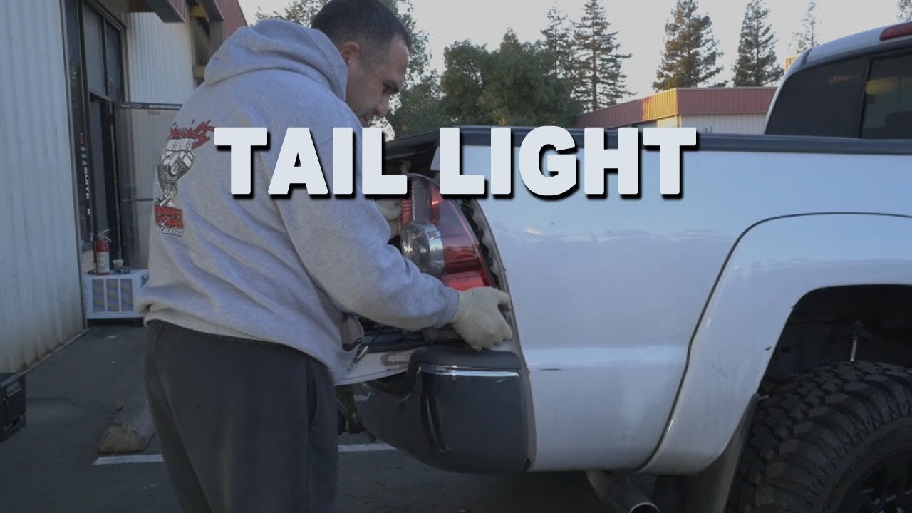 How to Remove Replace and Install a Passenger Tail Light - 2013/2014 Toyota Tacoma Prerunner V6