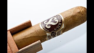 Stradivarius Churchill Cigar Review
