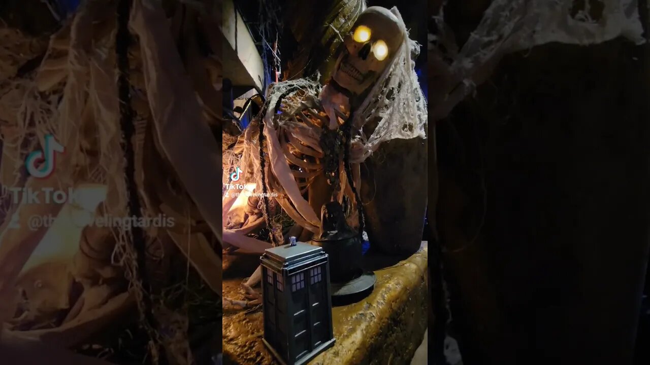 HALLOWEEN HORROR NIGHTS 2022 🎃 #TARDIS #HHN31 #HHN #HALLOWEENHORRORNIGHTS #SUBSCRIBE #SHORTS