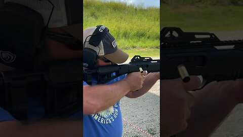 Hi-Point 10 mm Carbine at GunCon