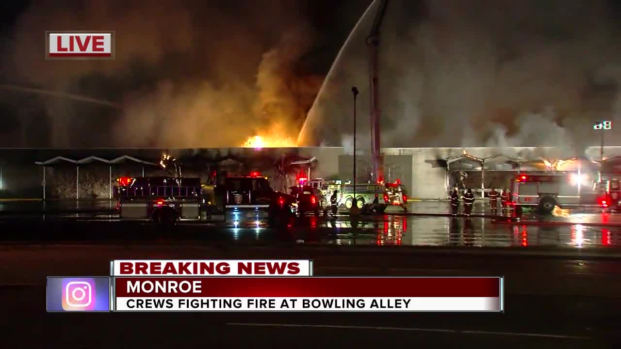 Crews battle large fire at Nortel Lanes in Monroe
