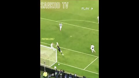 Ronaldo's Spectacular Bicycle Kick: Fan's View from the Stands ⚽🚴‍♂️