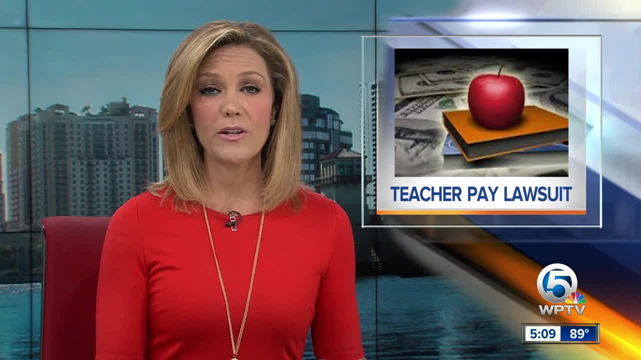 Lawsuit accuses Florida of shortchanging teachers on bonuses