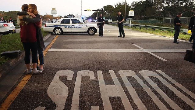 Marjory Stoneman Douglas High School To Start Using Metal Detectors