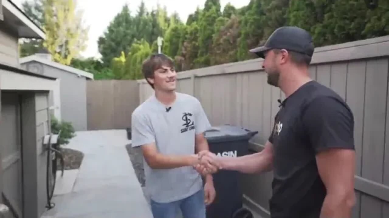 19 Year Old Starts a Trucking Business