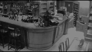 Un fantasma infesta un Pub in Inghilterra.