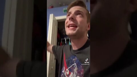 Yo 2014 is trending in TikTok HOW COOL