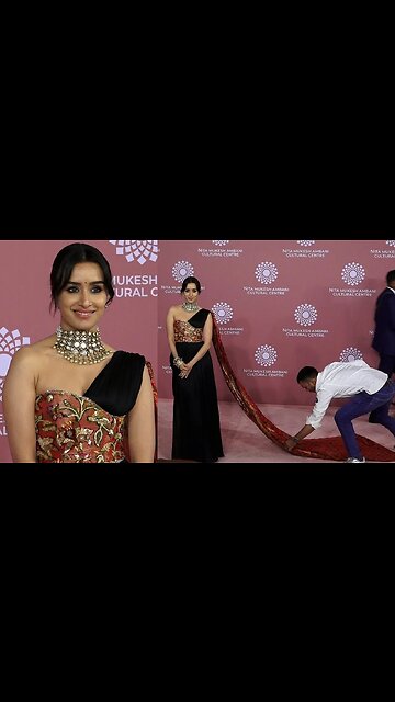 Shraddha Kapoor Look Stunning In Indian Outfit At Nita Mukesh Ambani Cultural Centre Launch - NMACC
