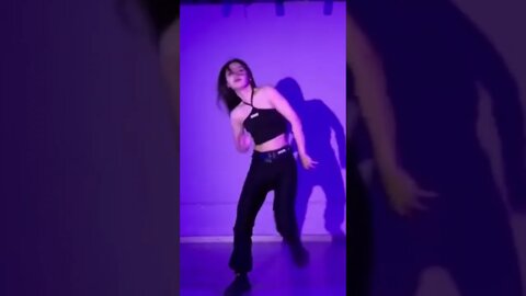 Sizzling Chinese Girl Dances By Herself Has Great Moves