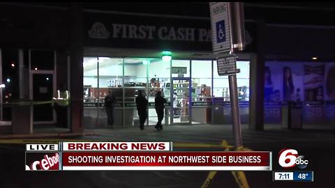 Employee shot during attempted robbery on Indianapolis’ northwest side