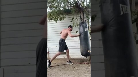 Bareknuckle Boxing Combination