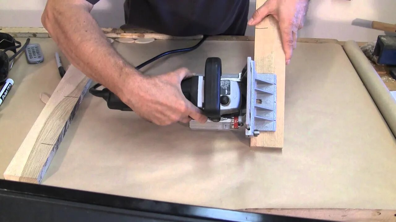 Using the Biscuit Joiner - A woodworkweb.com woodworking video