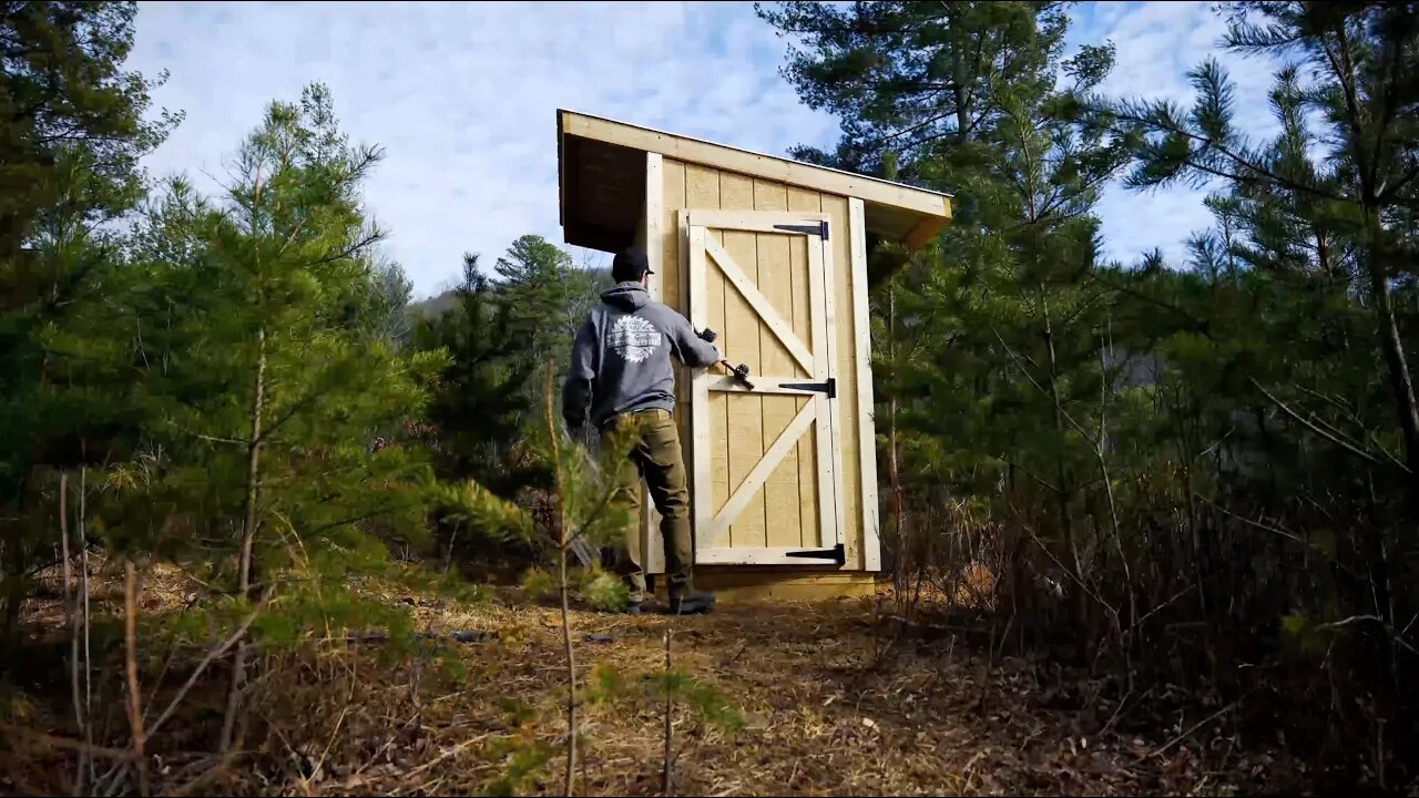 This Outhouse is a work of ART - Building a DummyProof Door