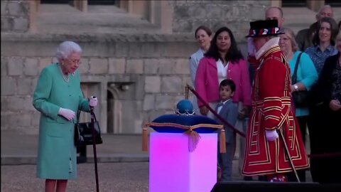 JUBILEE SCANDAL AND DNA SATANIC SIMBOLISM - THIS IS THE TRUE QUEEN?