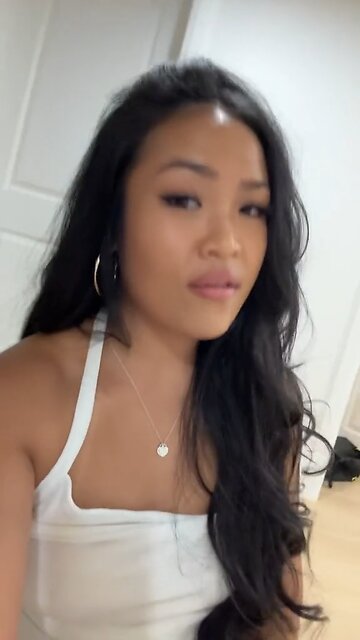 I love this Chris brown song!!!