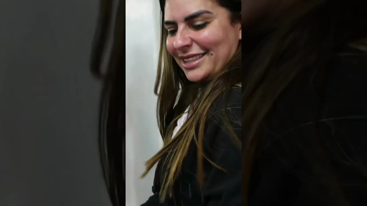 Pagando compras de estranhos Veja o vídeo completo no esculpindo vidas