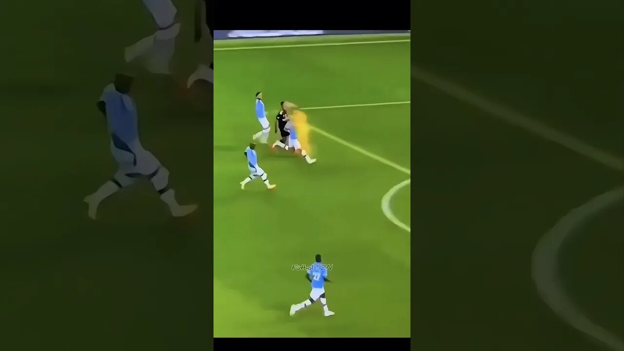 Throwback to when Ederson KO’d his own teammate 🤯 #mancity #football