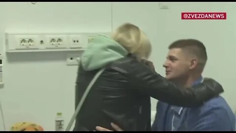 Footage of the meeting of Russian servicemen released from Ukrainian captivity with their families