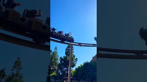 Jaguar at Knott’s Berry Farm #jaguar #knotts #coaster