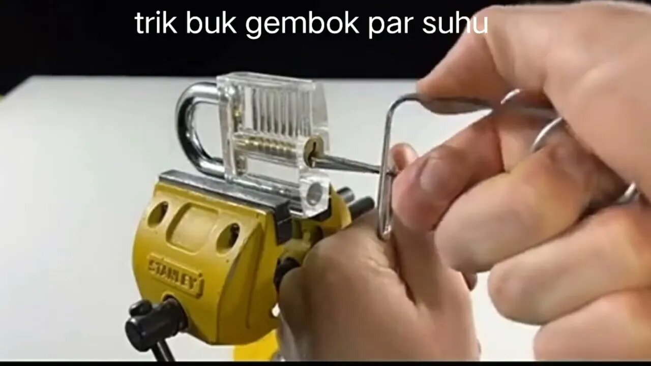 tutorial membuka gembok