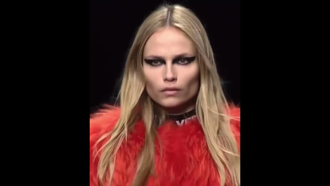 Natasha Poly walks the Versace fall winter 2017 runway in Milan