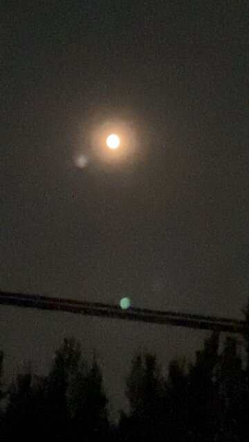 Moon reflection on the firmament ...