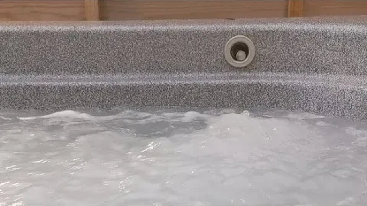 Holden Official is going live! Jacuzzi live (yeah baby) just a short one