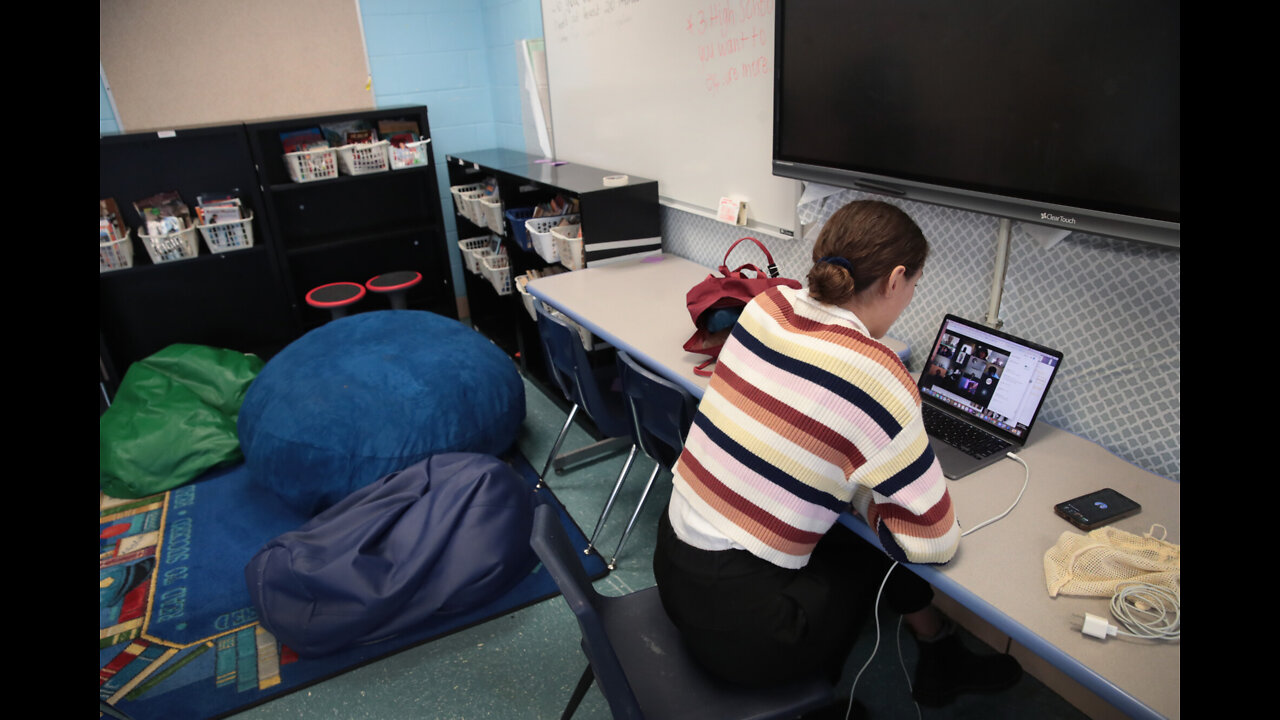 Chicago Teachers Call for Remote Learning