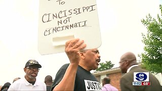 Demonstrators call for 'Justice for Judge Tracie Hunter'