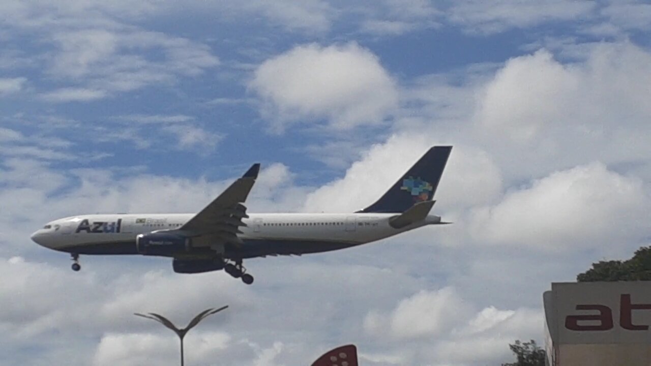 Airbus A330 PR-AIY na final antes de pousar em Manaus vindo de Campinas 22022021