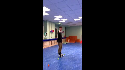 Roller freestyle slalom