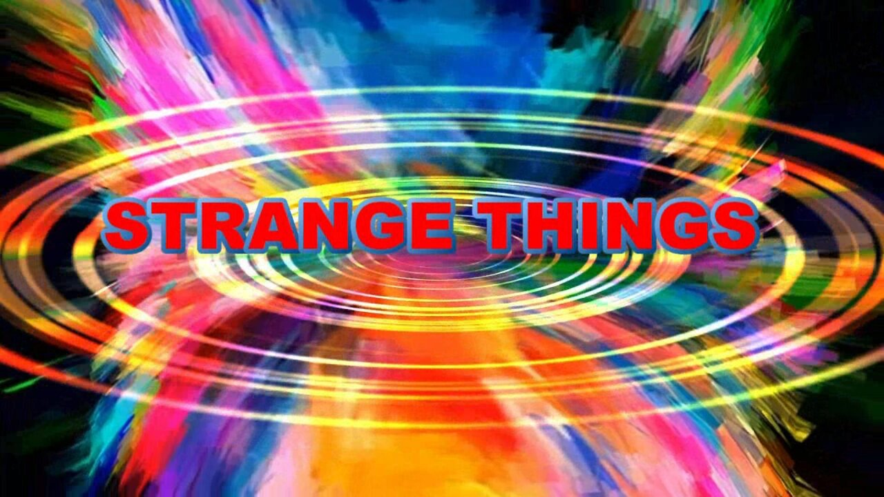 STRANGE THINGS 2