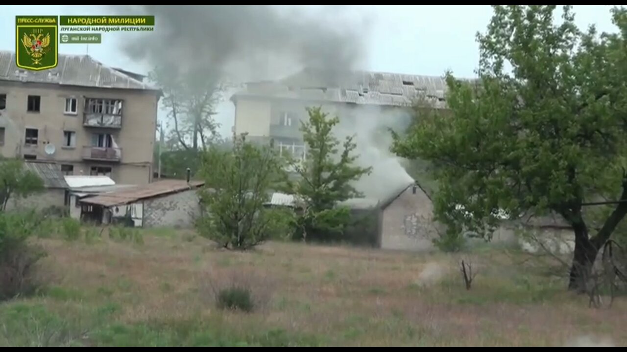 Assault on positions of Ukrainian militants by LPR forces during fighting in the Severodonetsk direction