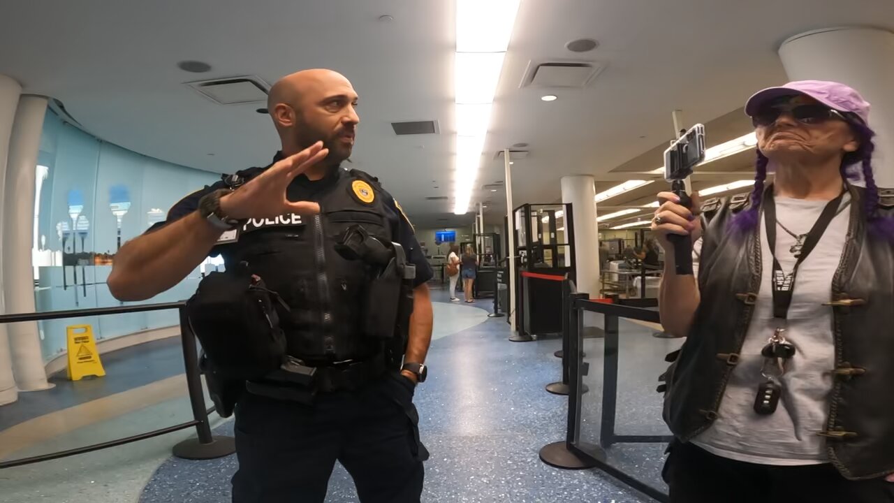 TSA Queuing Area Removal