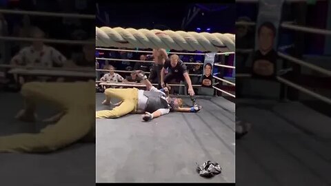 The most viral fight on the planet fits into a short 👀🤯
