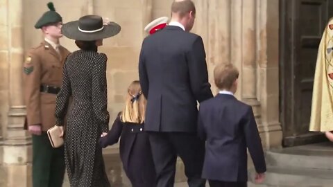 Royal Family Members Arriving to Pay Tribute to Prince Philip!