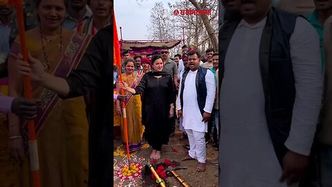 राणा दाम्पत्याची आदिवासी बांधवांसोबत होळी, बघा | Sarkarnama | #shorts
