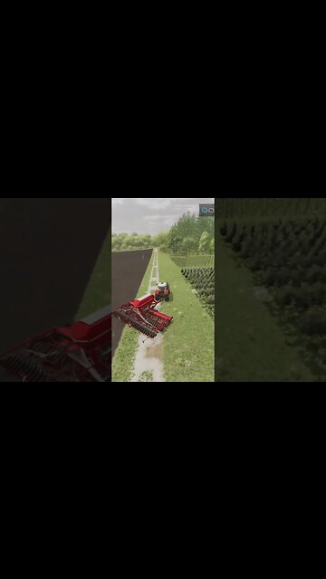 Chickens And Planting In The Rain Farming Simulator 22 #shorts #fs22 #farming